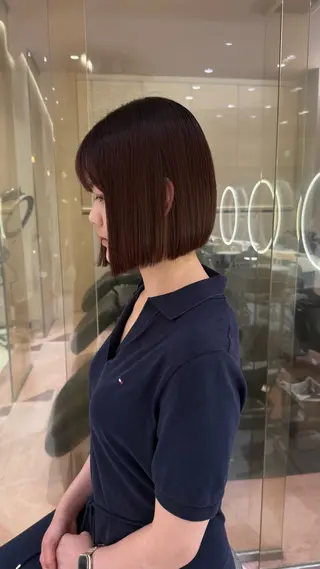 ショート カラー Akari暖色カラー /レイヤーカットのヘアスタイル