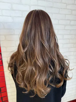 ロング 松尾 怜奈のヘアスタイル