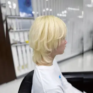 ショート カラー YURI ✨のヘアスタイル