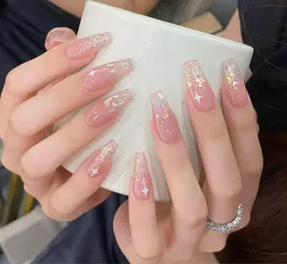 ネイル D-BEAUTY Nailsalonのネイルデザイン