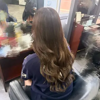 ロング OZ梅田♡ ゆはなブリーチのヘアスタイル