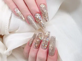 ネイル M🌷nail 長さだし専門店のネイルデザイン