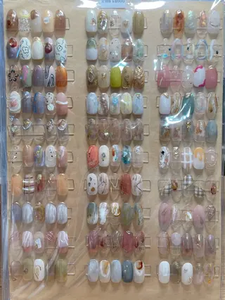 ネイル nailroom OHANA🌴のネイルデザイン