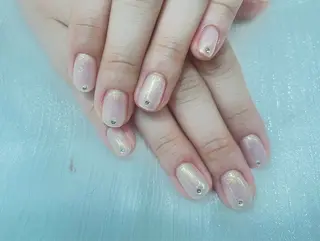 ネイル y‘s SALON所属・ト トのネイルデザイン