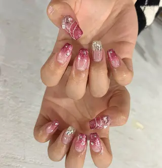 ネイル Bianca関内 USUI🐢のネイルデザイン