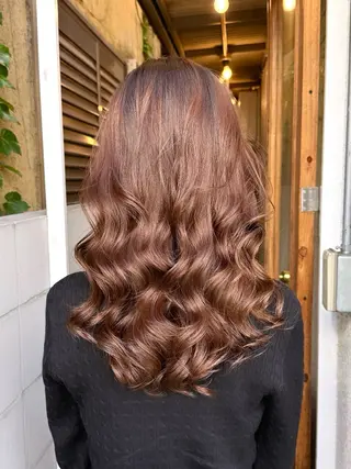 セミロング パーマ 吉田 光佑のヘアスタイル