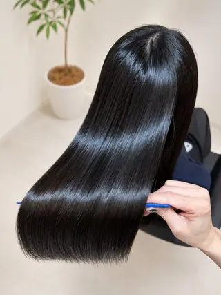 ロング Emuest心斎橋 SAKIのヘアスタイル