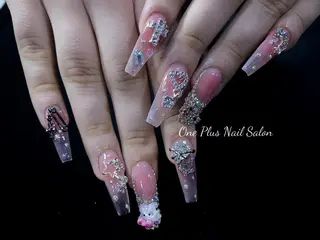 ネイル One Plus Nail Salonのネイルデザイン