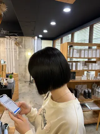 ショート mono / Manatoのヘアスタイル