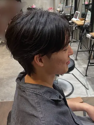 メンズ ラフィスヘアー九大学研都市店所属・赤み消し艶カラー🍒 髪質改善　KAIのヘアスタイル