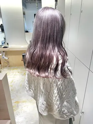 ロング カラー RAIMA ケアハイトーンのヘアスタイル