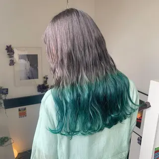 ロング カラー 袴田 伊代のヘアスタイル