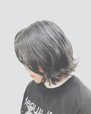 ショート カラー 縮毛矯正×髪質改善 カラー×クロスパーマのヘアスタイル