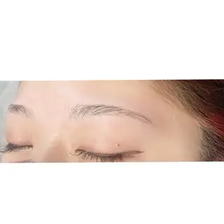 アイブロウ SAWAKO  アイリストのマツエク・マツパデザイン