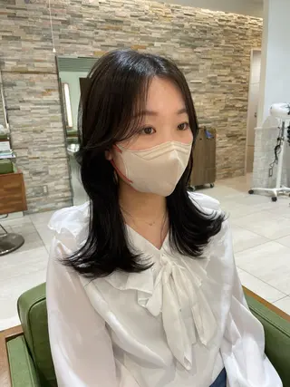 ミディアム 石渡このみ 🍊レイヤーカットのヘアスタイル