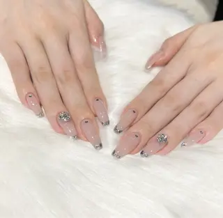 ネイル HIN NAILのネイルデザイン