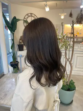 ミディアム カラー ヘアアレンジ 中堀 遥のヘアスタイル