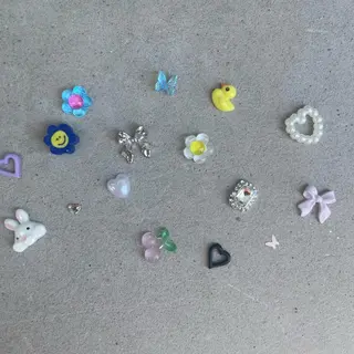 ネイル nozomi 🌙のネイルデザイン