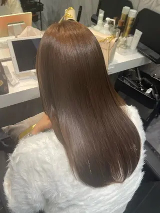 セミロング 🎨美大卒美容師🎨 まっきーのヘアスタイル