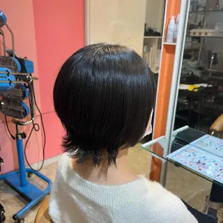 ショート 柔らか透明感カラー ｜ほんのりレイヤー｜のヘアスタイル