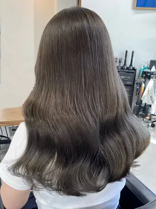 ロング カラー ヘアアレンジ 坂齋大地/レイヤー/ ミルクティーのヘアスタイル