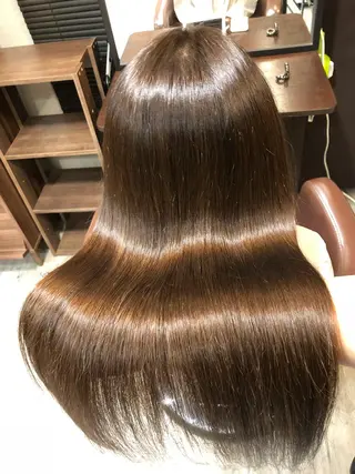 カラー SHIORI💜口コ ミNo.1艶カラーのヘアスタイル