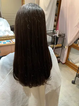 ロング カラー トリコヘアサロン 新井千智のヘアスタイル