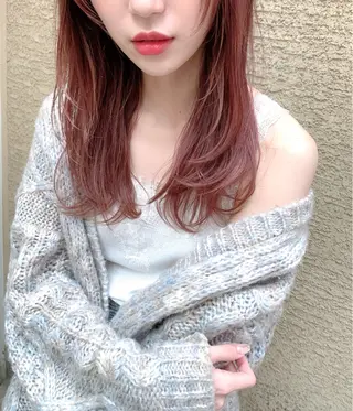 セミロング カラー ayaka‎/暖色/ レイヤーカット🩰のヘアスタイル