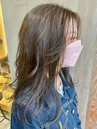 セミロング 尾﨑 柊磨のヘアスタイル