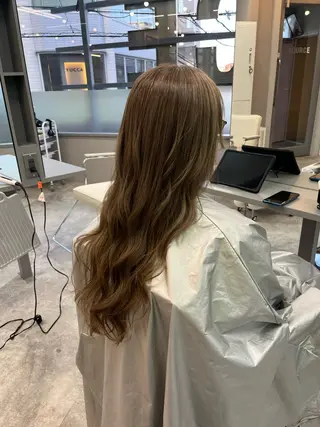 ロング カラー 比嘉 翔太のヘアスタイル