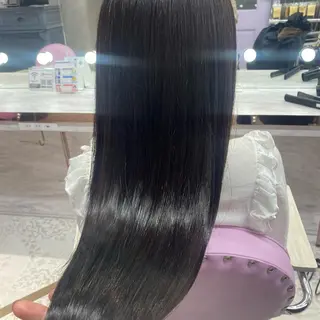 ロング Cielro/ダブル カラー/西田咲希のヘアスタイル