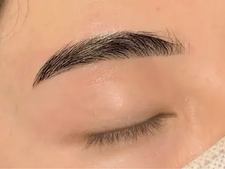 メンズ アイブロウ 🌱Ai Quick 新宿/シノネ🪞🫧のヘアスタイル