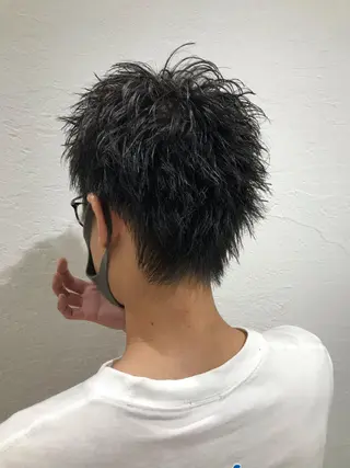 ショート ニュアンスパーマ/ レイヤー/茶屋町のヘアスタイル