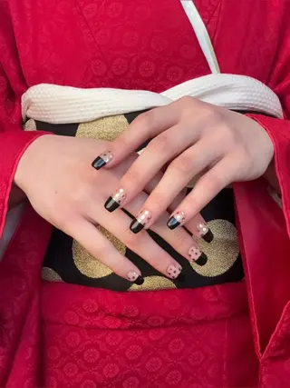 ネイル 甲村 未玖のネイルデザイン