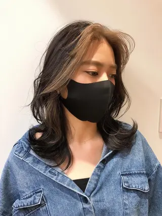 セミロング カラー ゆう🫧 透明感/ハイトーンのヘアスタイル