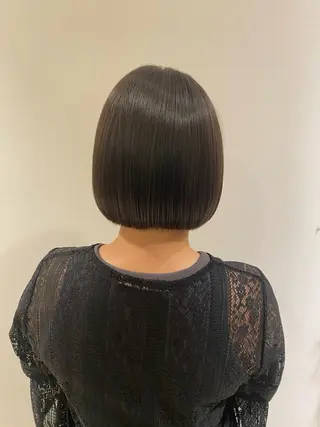 ミディアム カラー 網代 志帆のヘアスタイル
