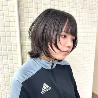 ミディアム 7Bridge 滝内ひよりのヘアスタイル