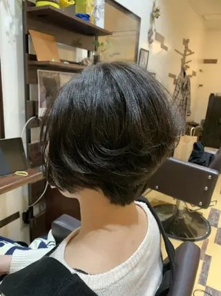 ショート カラー サトウ シューイチのヘアスタイル