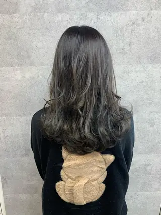 セミロング カラー 今野 美栄のヘアスタイル