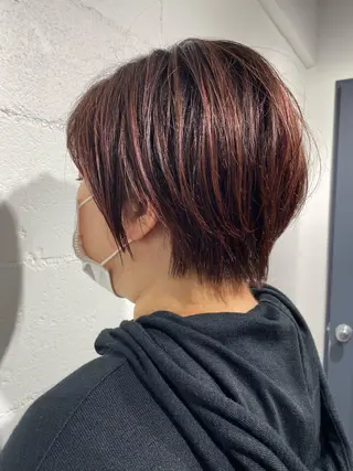 ショート カラー ショート・ウルフ✂︎ 安住有咲子のヘアスタイル