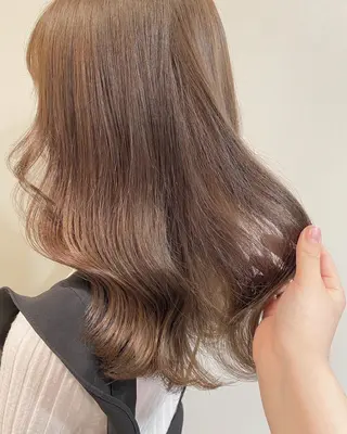 ミディアム カラー 烏丸韓国ヘア🇰🇷 ayaka🎀のヘアスタイル