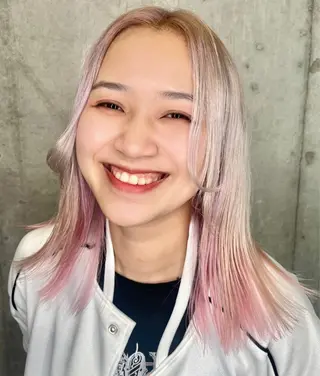 ミディアム カラー 派手髪デザインカラー ヒロカのヘアスタイル