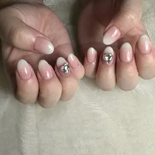 ネイル 里見 麗のネイルデザイン