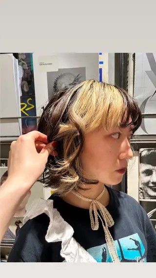 ミディアム カラー タナカ カナ🫧のヘアスタイル