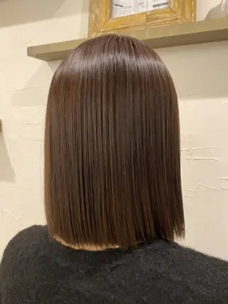 ショート カラー 土屋 夕貴のヘアスタイル