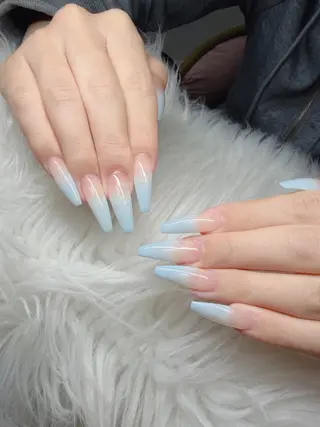 ネイル Lee Nailsのネイルデザイン