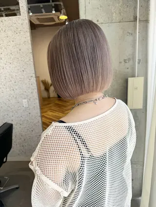 ショート カラー ヘアアレンジ lani ブリーチ /ダブルカラーのヘアスタイル