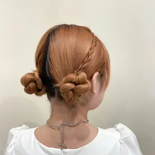 セミロング ヘアアレンジ ワタナベ リリコのヘアスタイル
