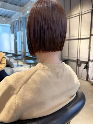 ミディアム 須藤 優真 切りっぱなしボブのヘアスタイル