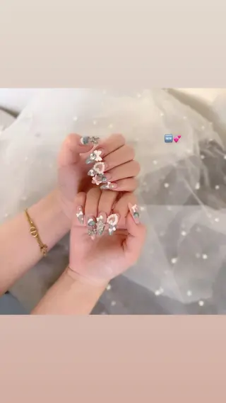 ネイル 石堂 さくらのネイルデザイン